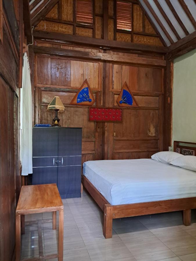 Diana'S Homestay บันยูวังงี ภายนอก รูปภาพ