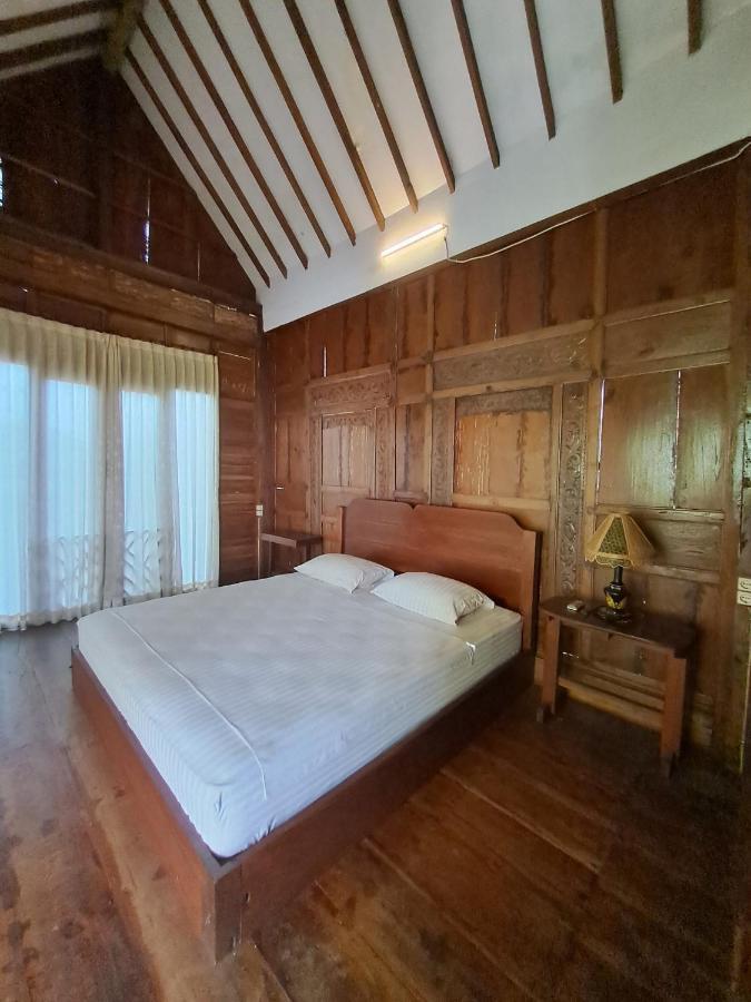 Diana'S Homestay บันยูวังงี ภายนอก รูปภาพ