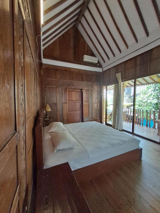 Diana'S Homestay บันยูวังงี ภายนอก รูปภาพ