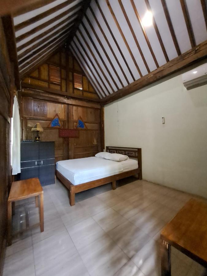 Diana'S Homestay บันยูวังงี ภายนอก รูปภาพ