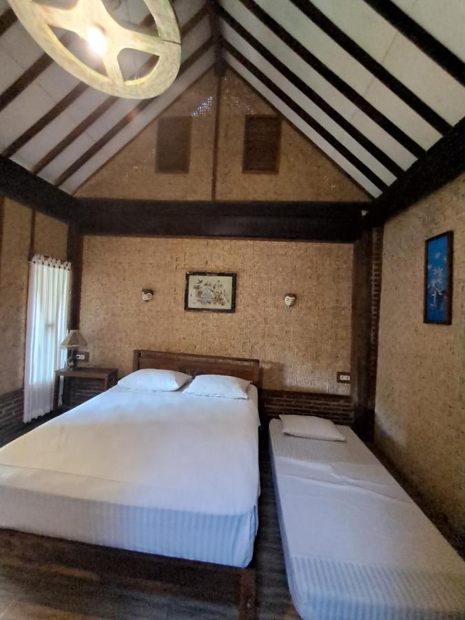 Diana'S Homestay บันยูวังงี ภายนอก รูปภาพ