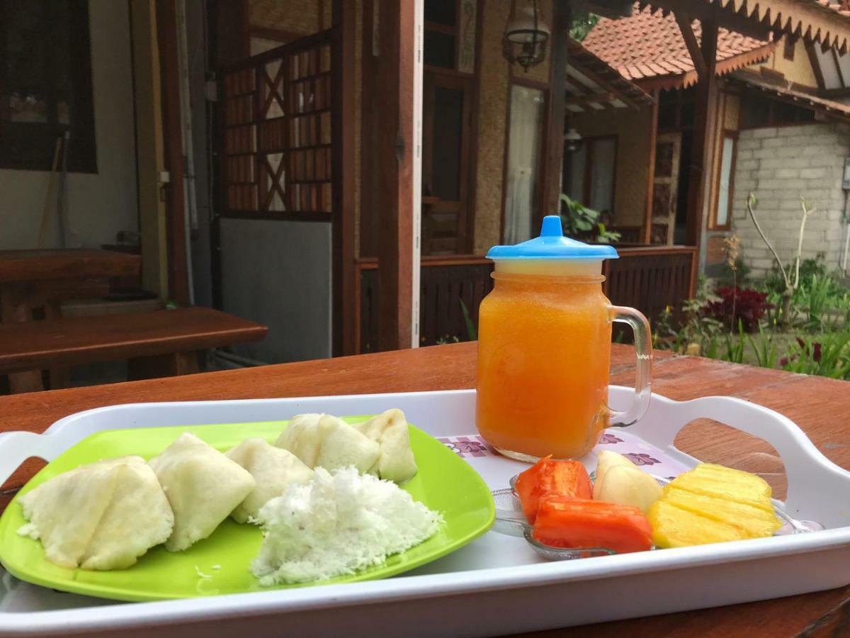 Diana'S Homestay บันยูวังงี ภายนอก รูปภาพ