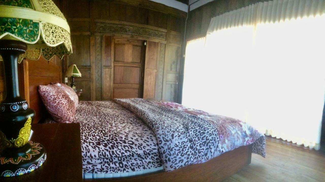 Diana'S Homestay บันยูวังงี ภายนอก รูปภาพ